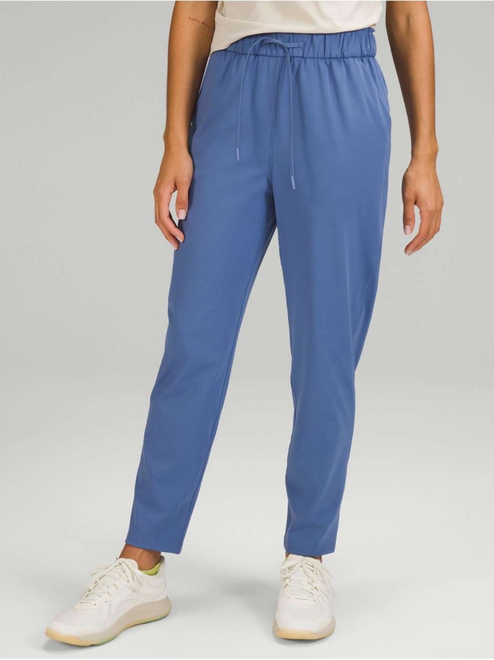 Lululemon Stretch High-Rise Pant 7/8 Length
Water Drop Size 6